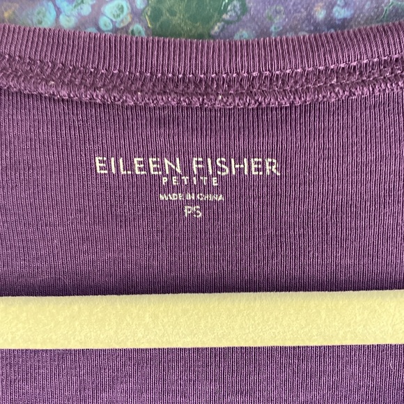 👑Regal Purple Scoop Neck Tee - Eileen Fisher - Picture 2 of 4
